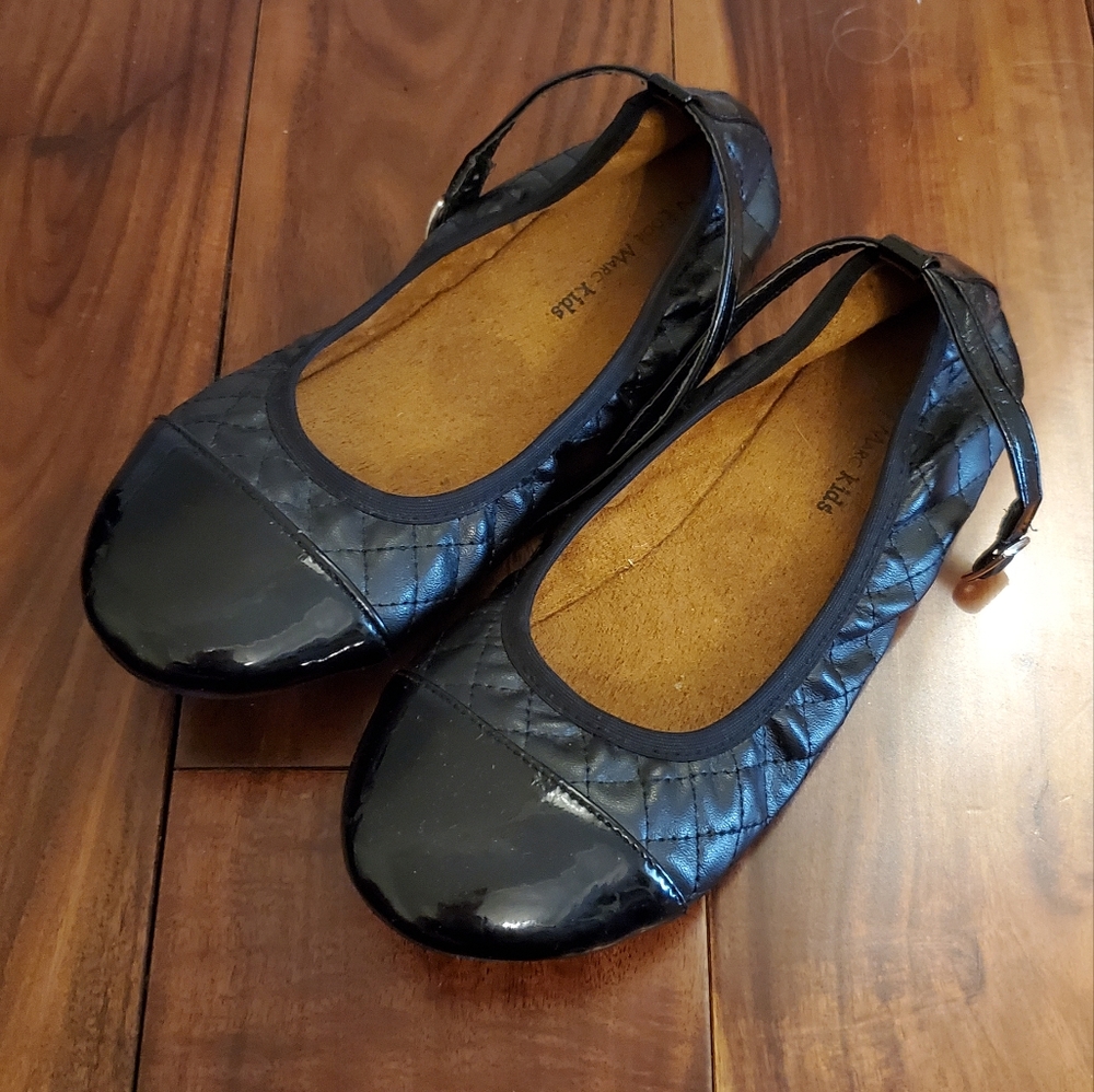 QUILTED PATENT TOE BALLERINAS BLACK US 2